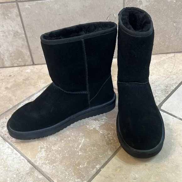 Kookaburra by UGG Black Short Women’s Boots - Picture 6 of 8